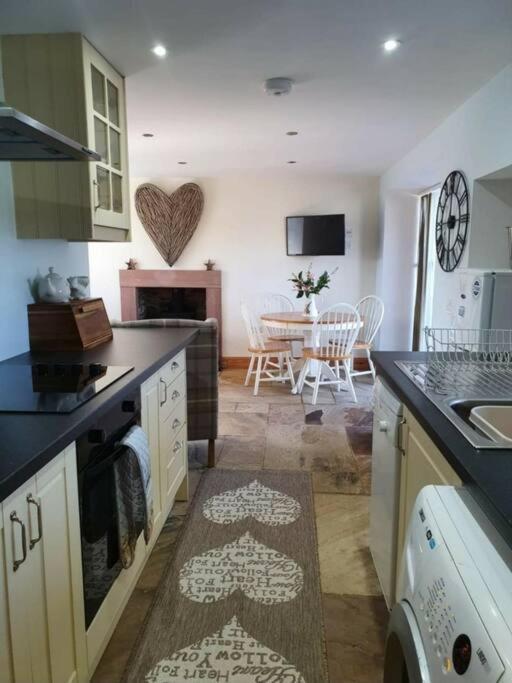 Strathken Cottage カッスル・ダグラス エクステリア 写真